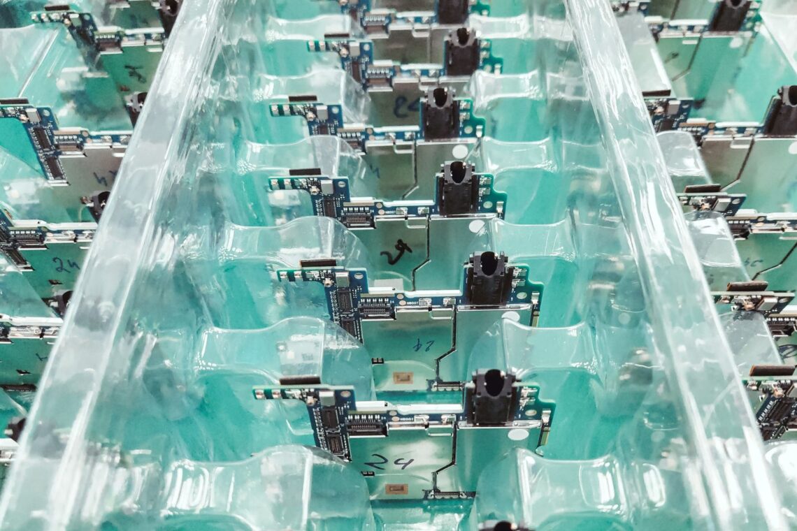 Nvidia glass substrate semiconductor packaging line 엔비디아 유리기판 반도체 패키징 라인