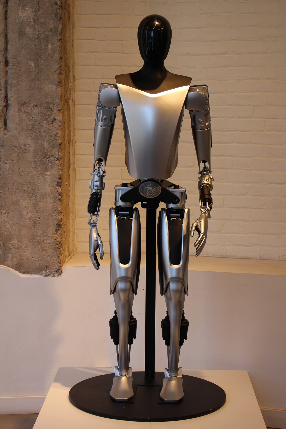Tesla Optimus production humanoid robot 테슬라 옵티머스 생산
